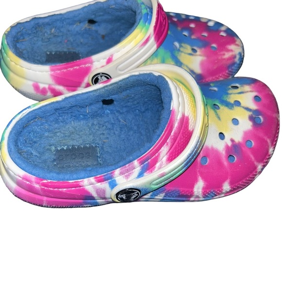 Girls CLASSIC LINED TIE-DYE CLOG Crocs child size 12 kids fuzzy lined pink blue - Picture 4 of 4